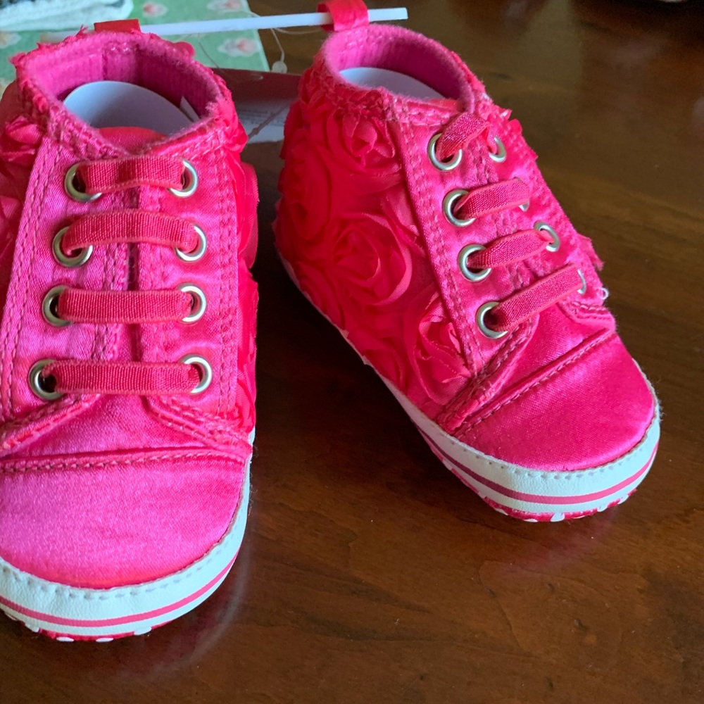 PINK ROSE HIGH TOPS - Picture 3 of 7
